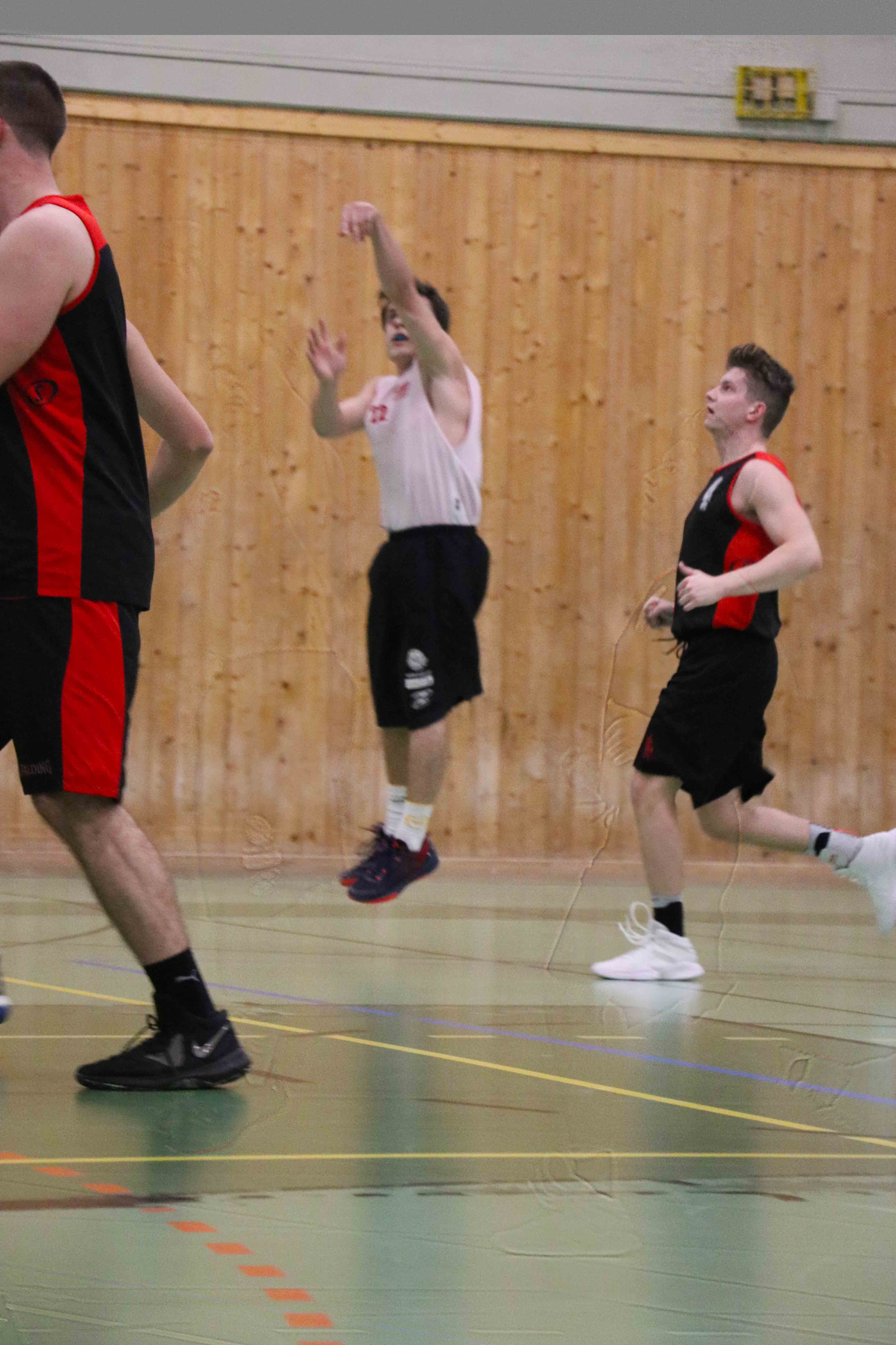 20190112 Herren3 Pauli Wurf